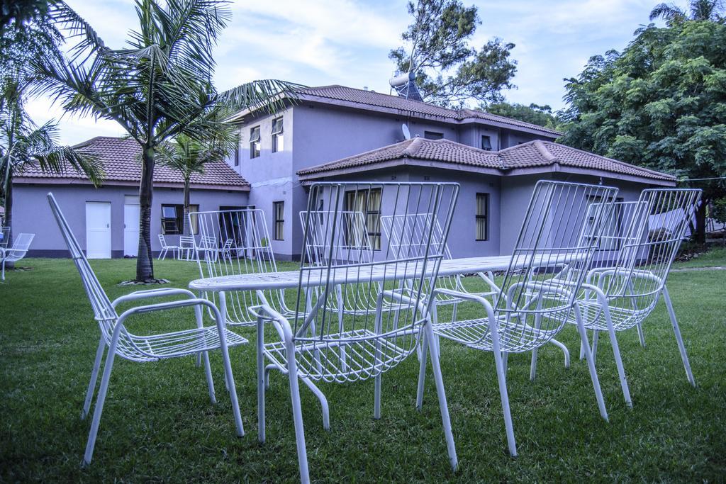 The Palace Guest House ฮาราเร ภายนอก รูปภาพ