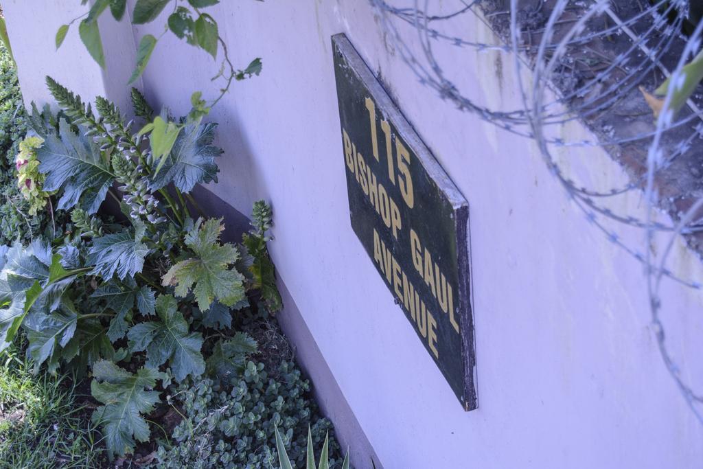 The Palace Guest House ฮาราเร ภายนอก รูปภาพ