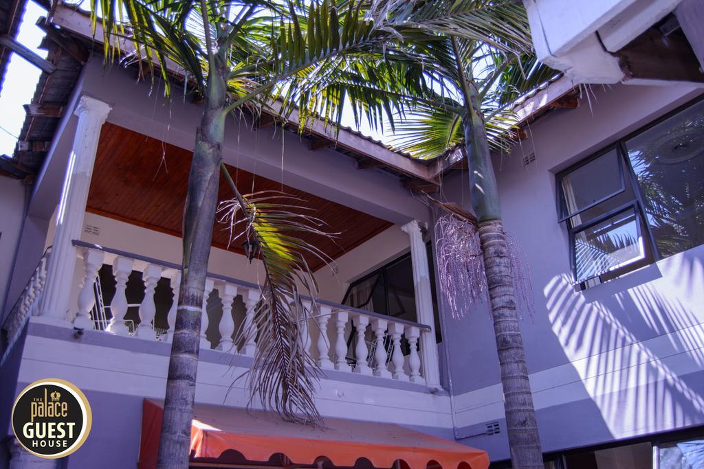 The Palace Guest House ฮาราเร ภายนอก รูปภาพ